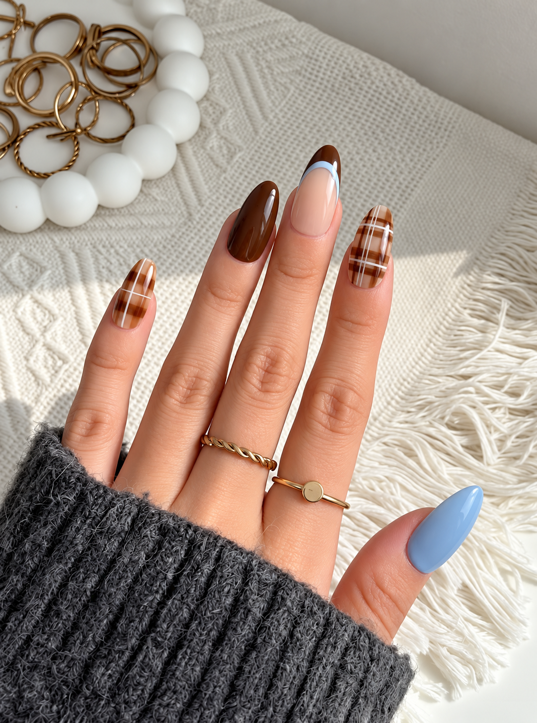 Mocha Plaid French Press-On Nails