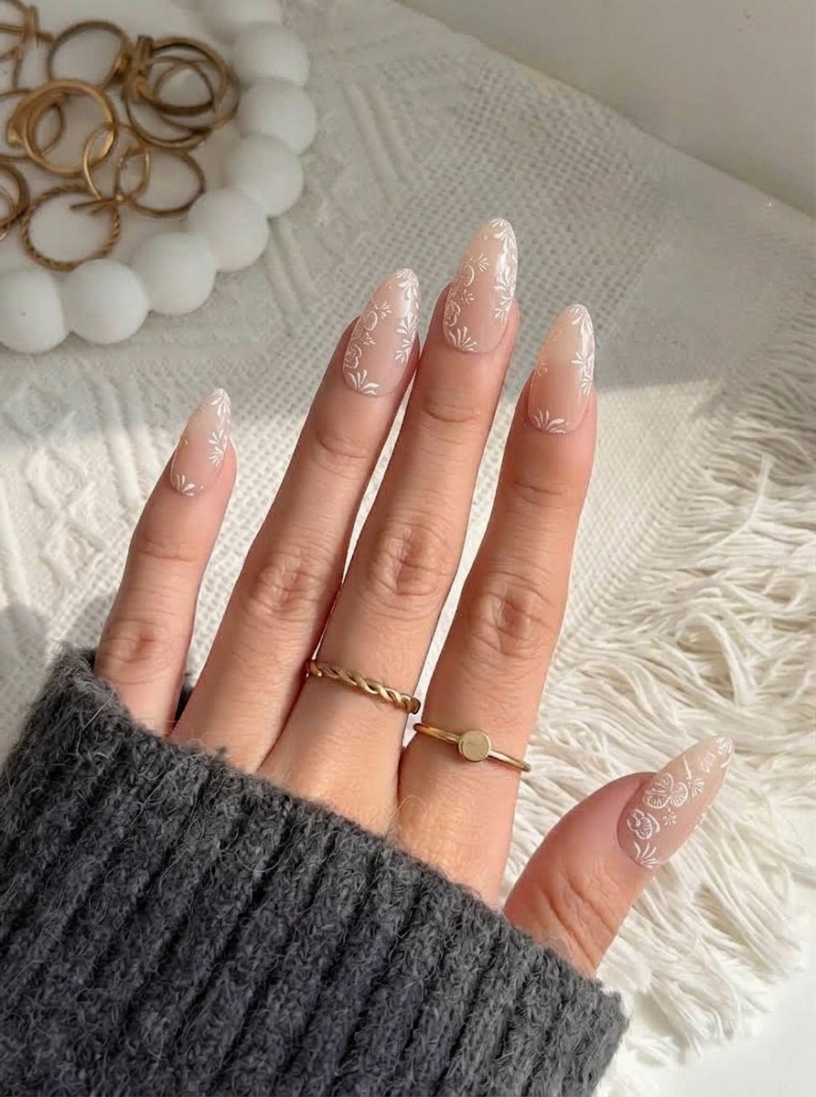 White Floral Press-On Nails