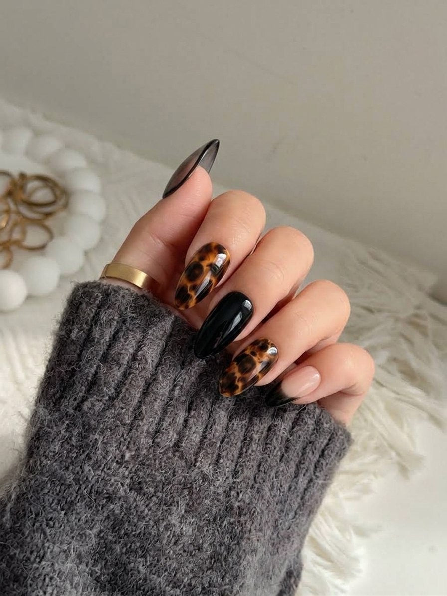 Tortoise and Noir Press-On Nails